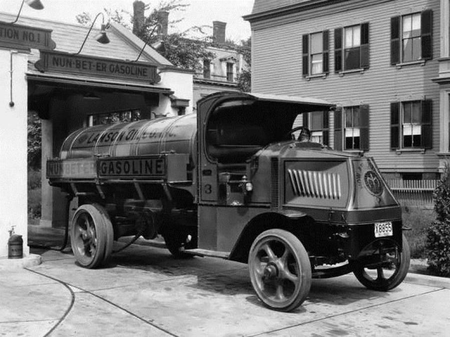  Mack AC Tanker 1916 года  (фото 1 из 3)